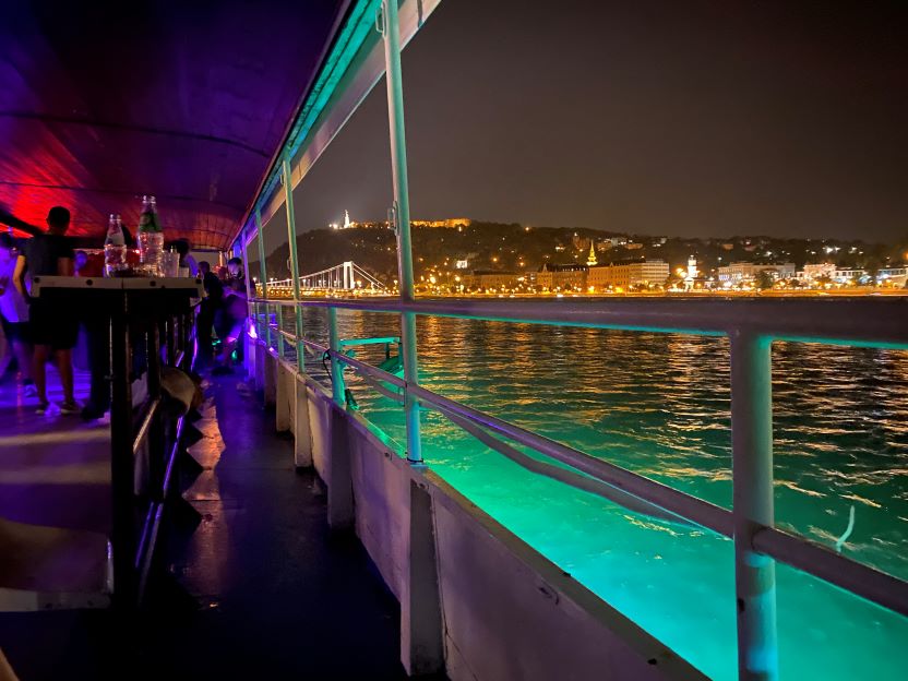 Pontoon bar Budapest