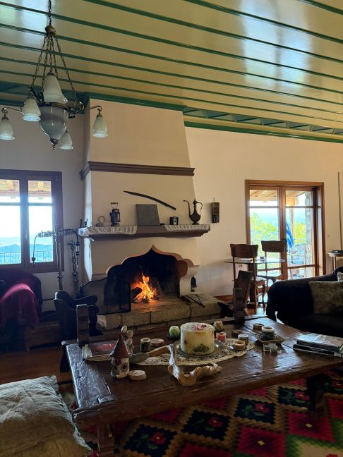 Ξενώνας Ππανικόλα/ hotel Papanikolas